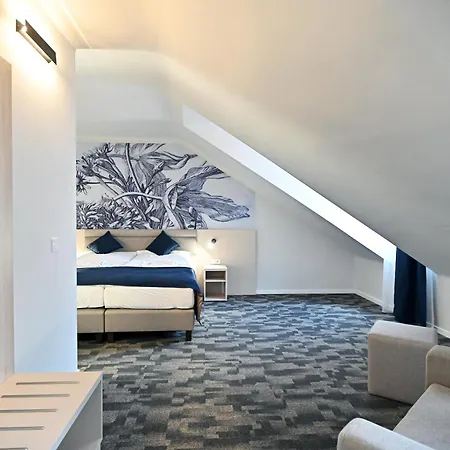 Merlot Hotel Erlau