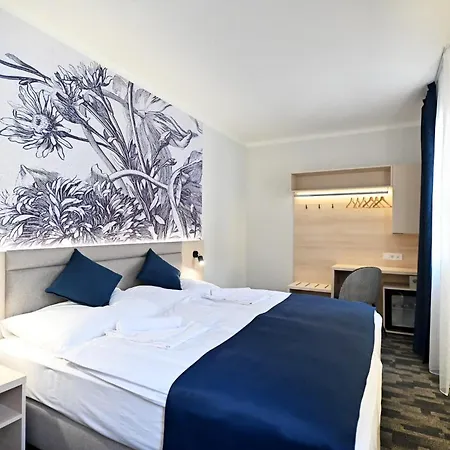 Merlot Hotel